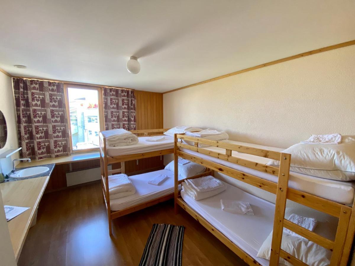 Tignousa Logement De Groupes Et Individuels Saint-Luc Ngoại thất bức ảnh